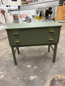 Möbelmontering, laga